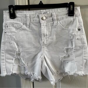 Judy Blue White Distressed Denim Shorts Size Small Raw Hem